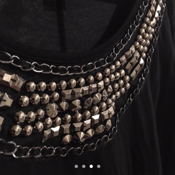 COMFY! Black lightweight super soft studded top - Picture 3 of 3